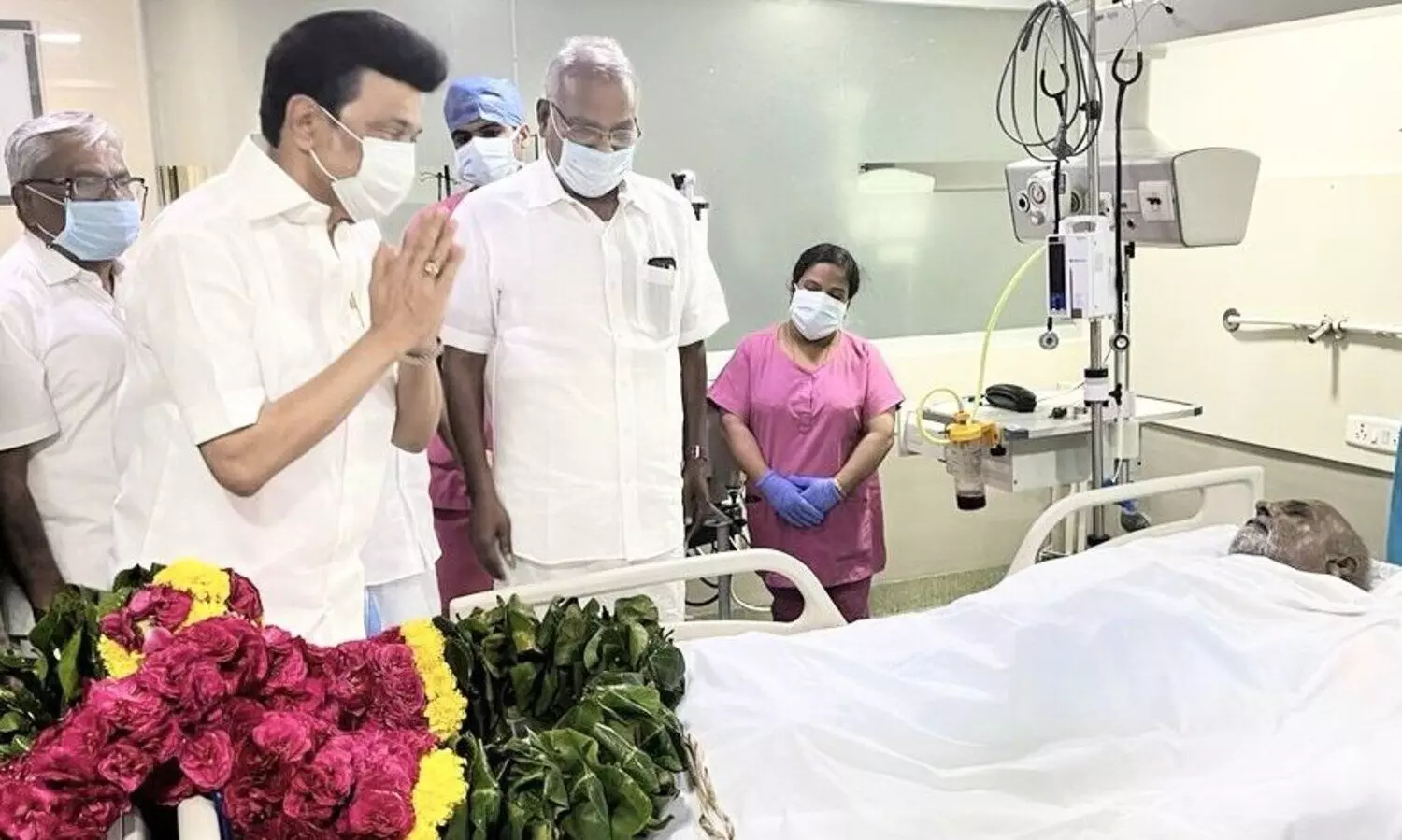 തലകുനിക്കാത്ത നേതാവ്; കോടിയേരിക്ക് അന്തിമോപചാരം അർപ്പിച്ച് സ്റ്റാലിൻ