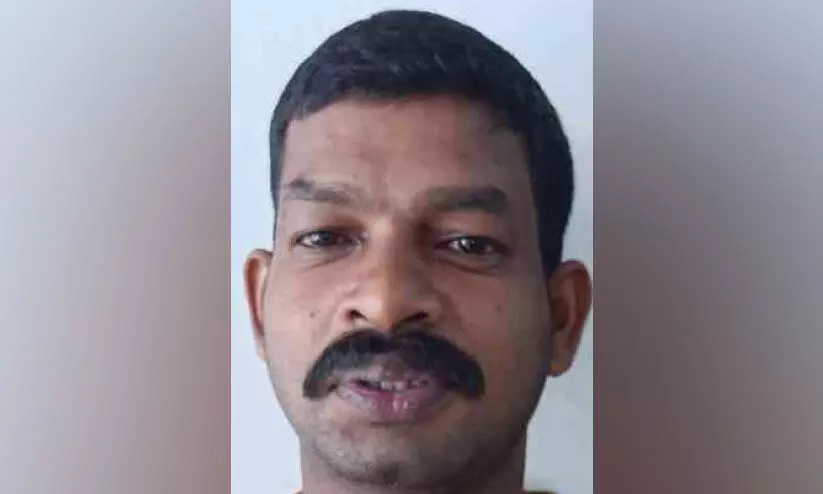 ആളില്ലാത്ത വീട് കുത്തിത്തുറന്ന് സ്വർണാഭരണം കവർന്നയാൾ പിടിയിൽ