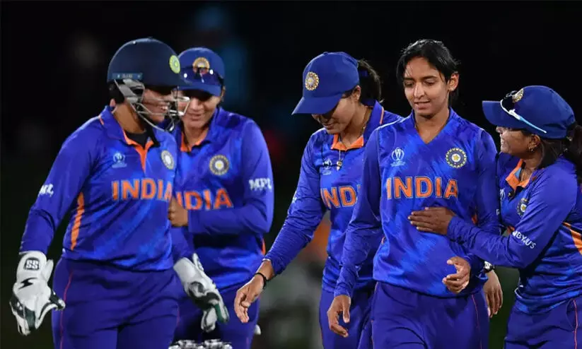 ഏഷ്യകപ്പ് വനിത ക്രിക്കറ്റ്; ശ്രീലങ്കയെ തകർത്ത് ഇന്ത്യ ഏഷ്യകപ്പ് വനിത ക്രിക്കറ്റ്; ശ്രീലങ്കയെ തകർത്ത് ഇന്ത്യ