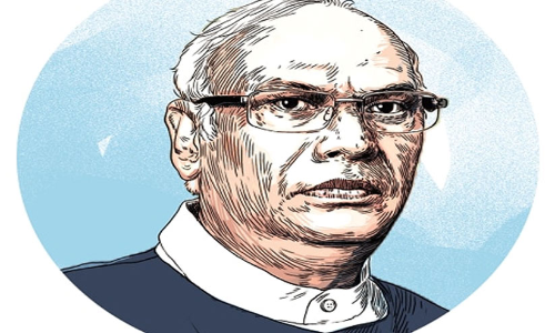 ഗാന്ധി കുടുംബത്തിന്റെ വിശ്വസ്തനായ സോലില്ലദ സരദാര