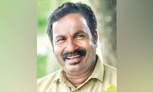 സഹജീവികളെ ചേർത്തുപിടിക്കലാണ് സന്തോഷിന്റെ സന്തോഷം