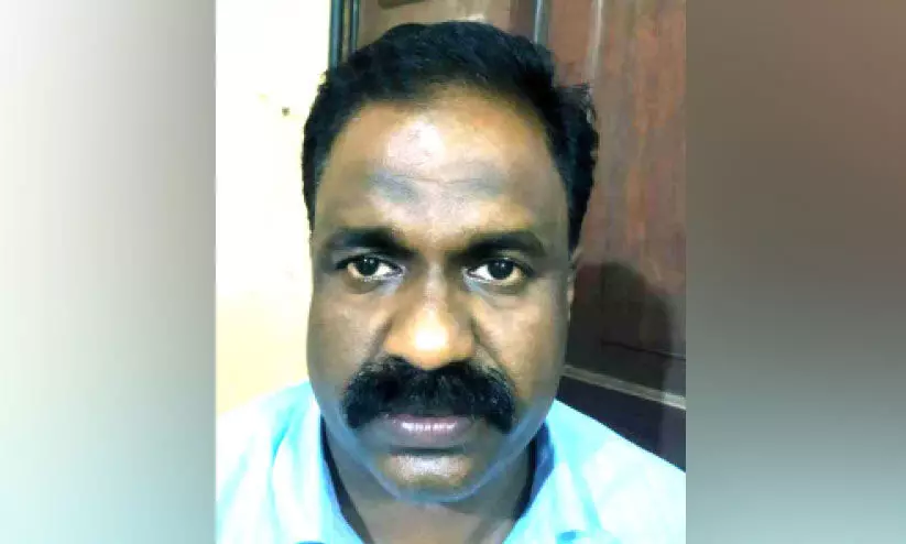 20 കുപ്പി വിദേശമദ്യവുമായി ഒരാൾ അറസ്റ്റിൽ 20 കുപ്പി വിദേശമദ്യവുമായി ഒരാൾ അറസ്റ്റിൽ