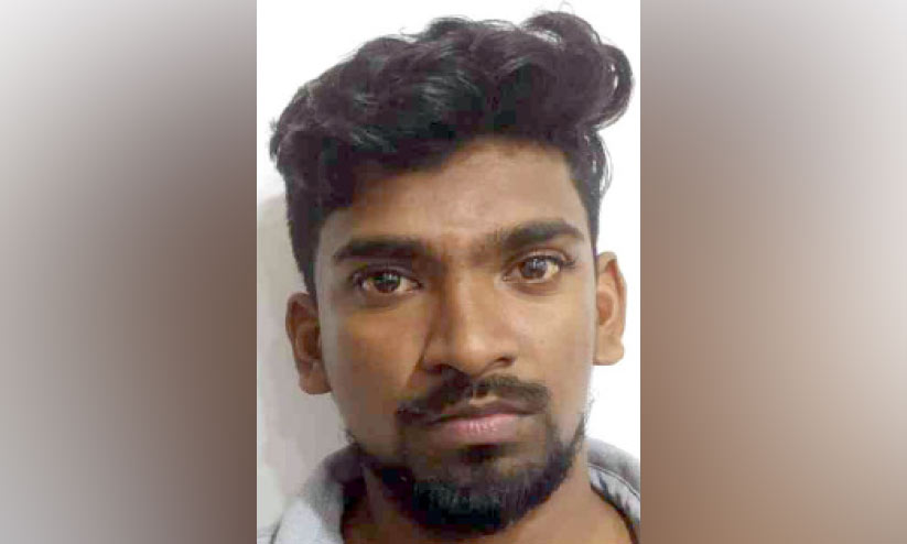 കെ.എസ്.ആർ.ടി.സി ബസിന് കല്ലെറിഞ്ഞ എസ്.ഡി.പി.ഐ പ്രവർത്തകൻ അറസ്റ്റിൽ കെ.എസ്.ആർ.ടി.സി ബസിന് കല്ലെറിഞ്ഞ എസ്.ഡി.പി.ഐ പ്രവർത്തകൻ അറസ്റ്റിൽ