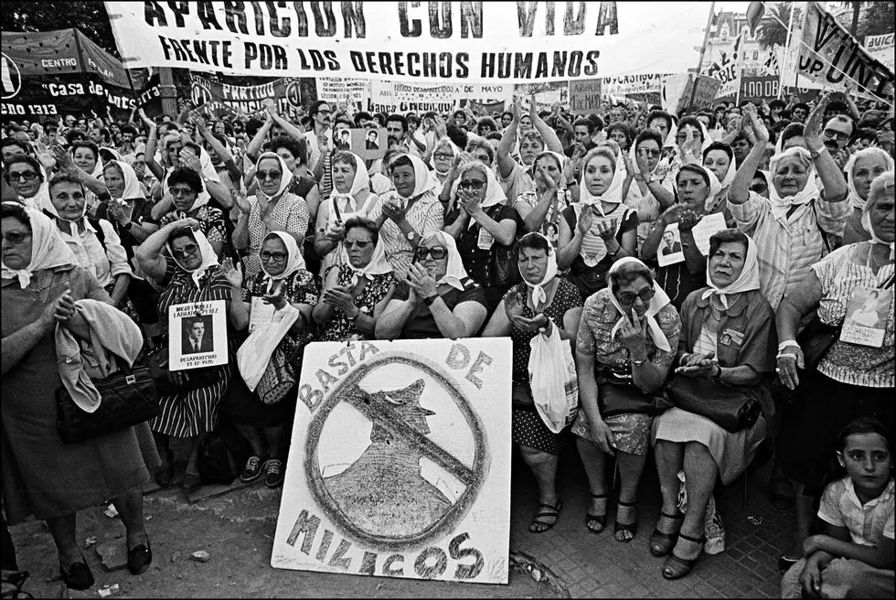 പട്ടാളബൂട്ടിനടിയിലെ ലോകകപ്പ്