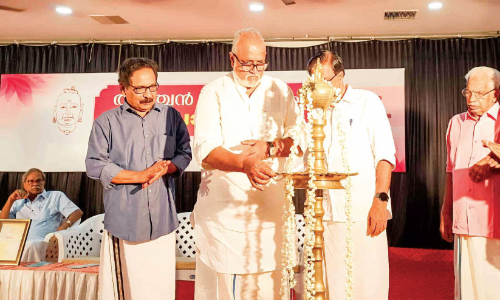 തു​ഞ്ച​ൻ വി​ദ്യാ​രം​ഭം ക​ലോ​ത്സ​വം