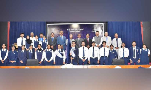 ഇന്ത്യൻ സ്കൂൾ സ്റ്റുഡന്റ്സ് കൗൺസിൽ ചുമതലയേറ്റു