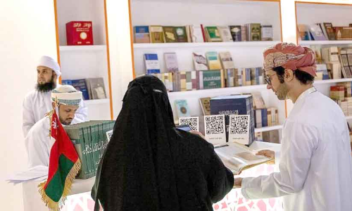റിയാദ് അന്താരാഷ്ട്ര പുസ്തകമേള: സന്ദർശകരെ ആകർഷിച്ച് ഒമാൻ പവിലിയൻ