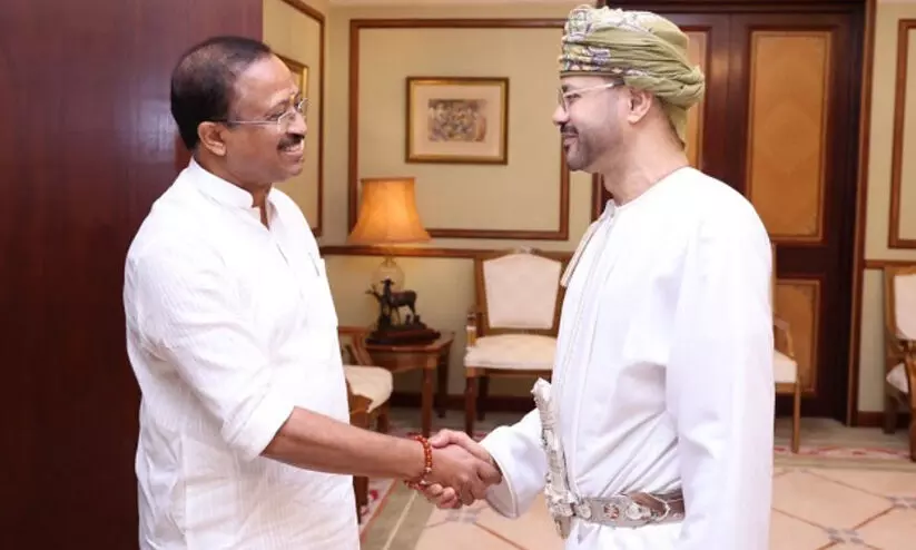 മന്ത്രി വി. മുരളീധരൻ ഒമാൻ വിദേശകാര്യ മന്ത്രിയുമായി കൂടിക്കാഴ്ച നടത്തി മന്ത്രി വി. മുരളീധരൻ ഒമാൻ വിദേശകാര്യ മന്ത്രിയുമായി കൂടിക്കാഴ്ച നടത്തി