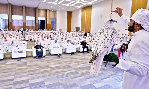 അഡിഹെക്‌സ് എക്‌സിബിഷൻ: ഫാൽക്കൺ ലേലത്തിൽ പോയത് രണ്ടേകാൽ കോടി രൂപക്ക്