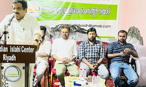 വായിച്ചു കൊണ്ടേയിരിക്കുക; മനസ്സ് തുറക്കും, ജീവിതം തളിർക്കും -എം.കെ. മുനീർ എം.എൽ.എ