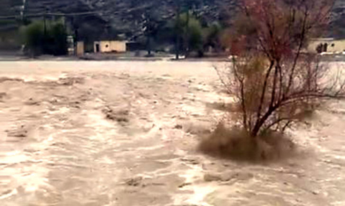 വിവിധ പ്രദേശങ്ങളിൽ മഴ; വാദികൾ നിറഞ്ഞൊഴുകി വിവിധ പ്രദേശങ്ങളിൽ മഴ; വാദികൾ നിറഞ്ഞൊഴുകി