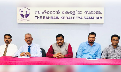 ബഹ്റൈൻ കേരളീയസമാജം ആരോഗ്യമിത്രം അവാർഡ് ഡോ. വി.പി. ഗംഗാധരന്