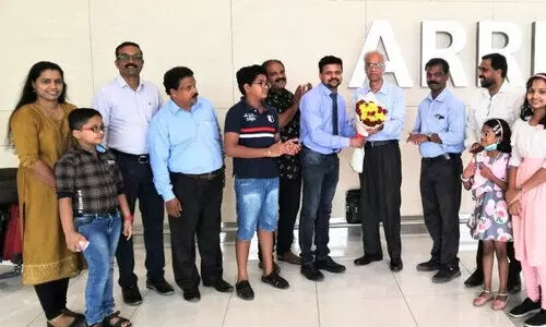 എസ്.എൻ.സി.എസിലെ വിദ്യാരംഭ ചടങ്ങുകൾക്കായി കെ. ജയകുമാർ ബഹ്‌റൈനിൽ എത്തി