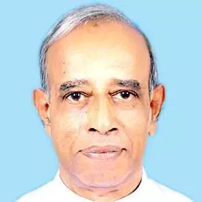 ഫാ. ​തോ​മ​സ്  മു​ണ്ട​യ്ക്ക​ൽ