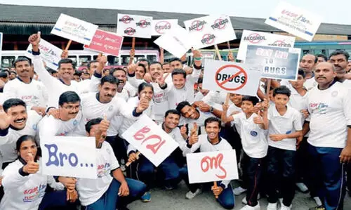 ലഹരിക്കെതിരെ കേരളം ഉണരുന്നു