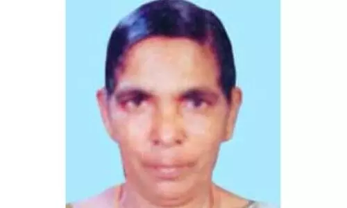 പക്ഷാഘാതം പിടിപെട്ട വീട്ടമ്മ കൊല്ലപ്പെട്ട നിലയിൽ; മകൻ അറസ്റ്റിൽ