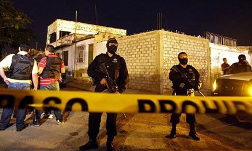 മെക്സികോയിൽ മേയറടക്കം 18 പേരെ വെടിവെച്ചുകൊന്നു മെക്സികോയിൽ മേയറടക്കം 18 പേരെ വെടിവെച്ചുകൊന്നു