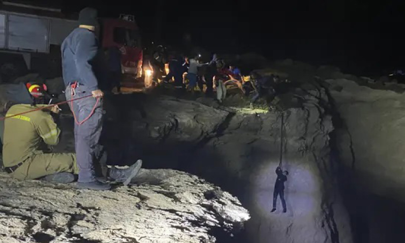 അഭയാർഥി ബോട്ടുകൾ തകർന്ന് നിരവധി മരണം അഭയാർഥി ബോട്ടുകൾ തകർന്ന് നിരവധി മരണം