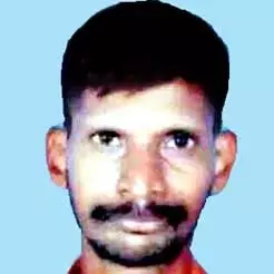 ഉച്ചഭാഷിണി കെട്ടാൻ മരത്തിൽ കയറുന്നതിനിടെ വീണ യുവാവ്​ മരിച്ചു