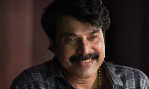 ആലപ്പുഴക്കാർക്ക് മമ്മൂട്ടിയുടെ കെയർ; കുടിവെള്ള ക്ഷാമം രൂക്ഷമായ ഇടങ്ങളിൽ വെള്ളമെത്തിച്ച് നടൻ