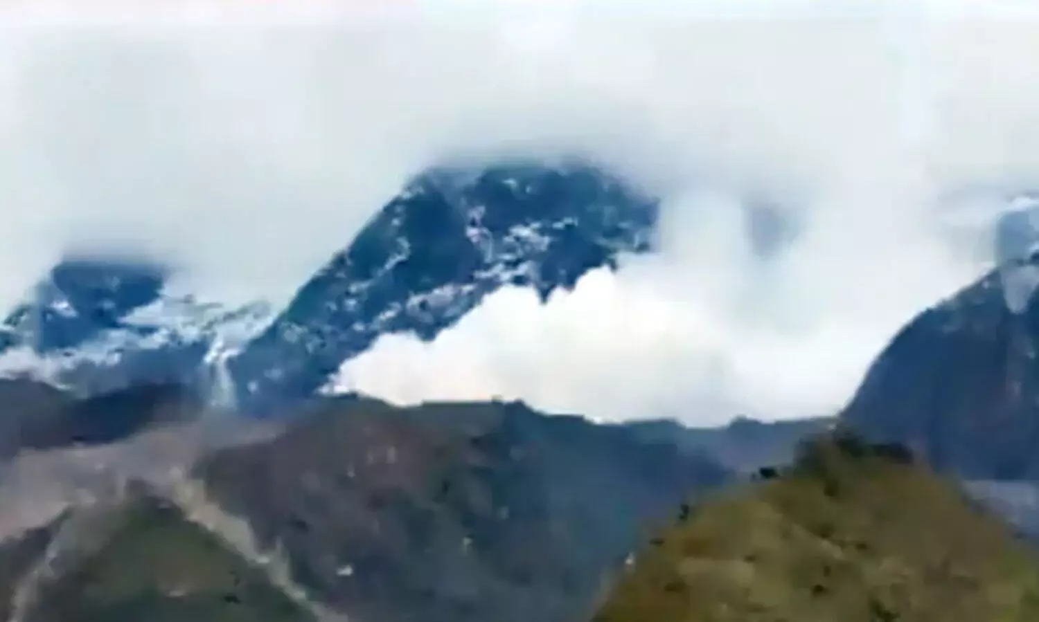 ഉത്തരാഖണ്ഡ് ഹിമപാതം:10 മൃതദേഹങ്ങൾ കൂടി കണ്ടെടുത്തു; മരണം 26 ആയി