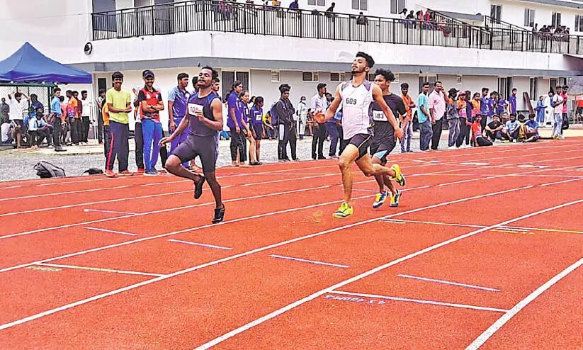 ട്രാക്കുണർന്നു; അത്‌ലറ്റിക് മീറ്റിന് ജില്ല സ്റ്റേഡിയത്തില്‍ തുടക്കം