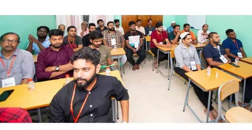 നബിദിനാഘോഷ ഓർമകളിലേക്ക് വാതിൽ തുറന്ന് കഫേ പള്സ് നബിദിനാഘോഷ ഓർമകളിലേക്ക് വാതിൽ തുറന്ന് കഫേ പള്സ്