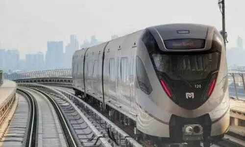 കുതിച്ചുപായാൻ മെട്രോ കുതിച്ചുപായാൻ മെട്രോ