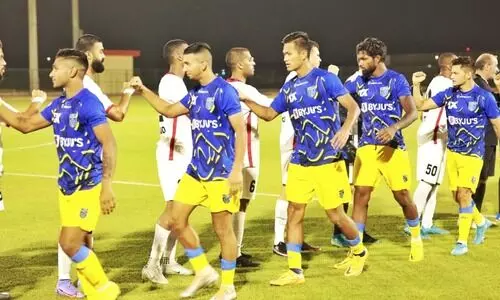 പതിവ് തുടർന്ന് ഇവാൻ; മുന്നേറ്റനിരയിൽ രണ്ട് വിദേശികൾ, ബ്ലാസ്റ്റേഴ്സ് സ്റ്റാർട്ടിങ് ഇലവൻ ഇങ്ങനെ പതിവ് തുടർന്ന് ഇവാൻ; മുന്നേറ്റനിരയിൽ രണ്ട് വിദേശികൾ, ബ്ലാസ്റ്റേഴ്സ് സ്റ്റാർട്ടിങ് ഇലവൻ ഇങ്ങനെ