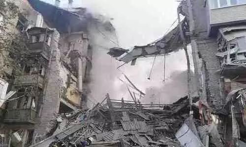 സപോറിഷ്യയിലും ഖേഴ്സണിലും തീതുപ്പി റഷ്യ; 16 മരണം