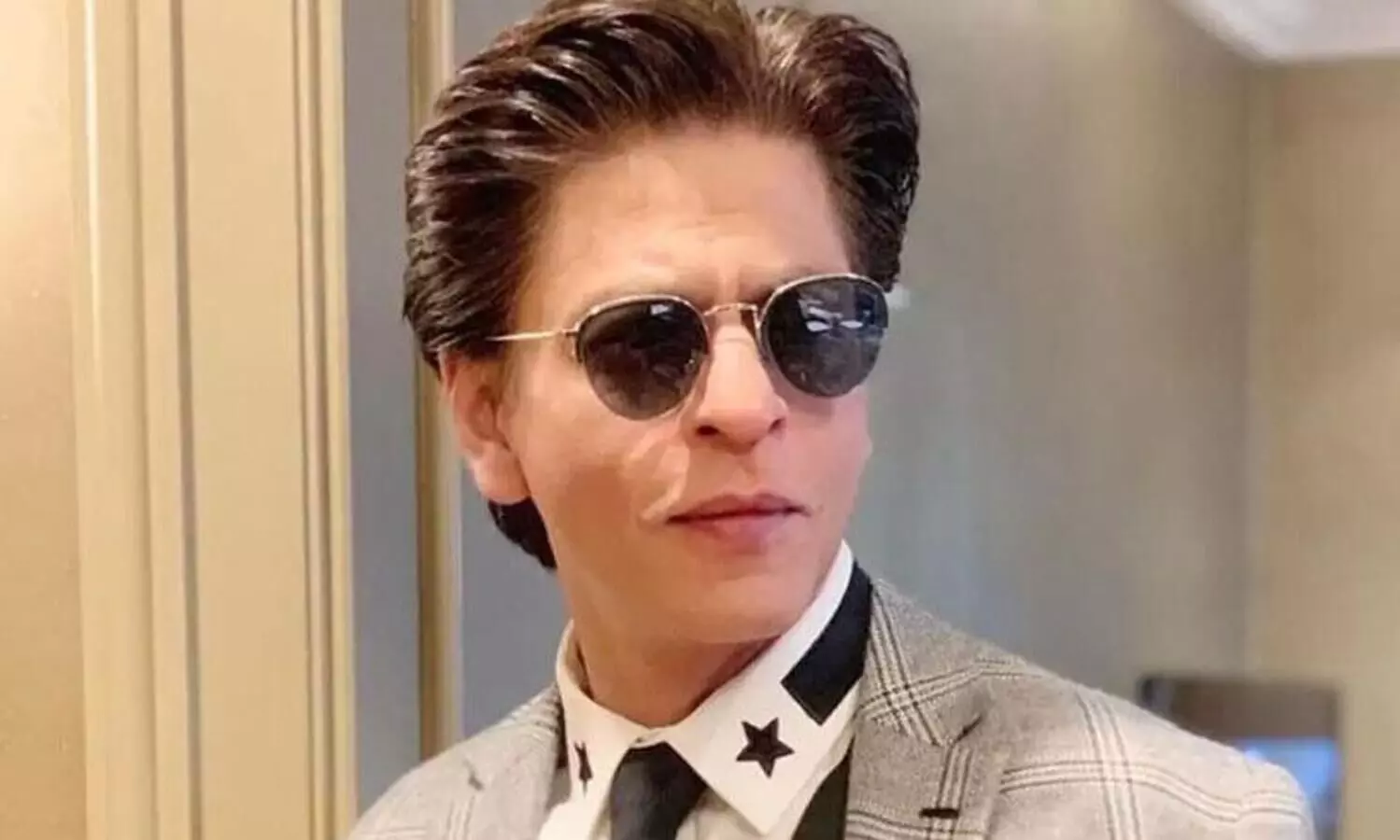 Shah Rukh Khan  Shares Memory  Of  Jawan Movie Set