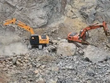 തോട്ടുമുക്കത്തെ കരിങ്കൽ ക്വാറിയിലെ സ്ഫോടനത്തിൽ നേരത്തെയും മരണങ്ങൾ