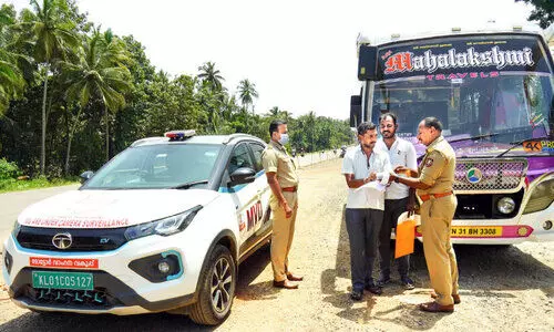 ലേസർ ലൈറ്റ്, ഡീജെ സൗണ്ട്സിസ്റ്റം, എയർഹോൺ  നിയമംലംഘിച്ച 16 ടൂറിസ്റ്റ് ബസുകൾക്കെതിരെ കേസ്