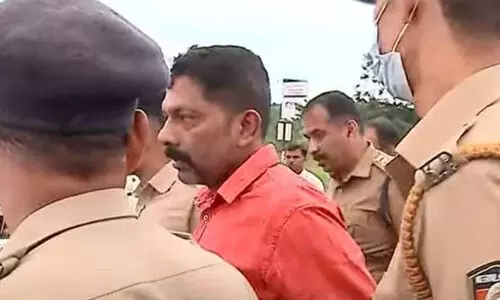 വടക്കഞ്ചേരി അപകടം: ജോ​മോ​​െൻറ മൊഴി തെറ്റെന്ന് ആർ.ടി.ഒ