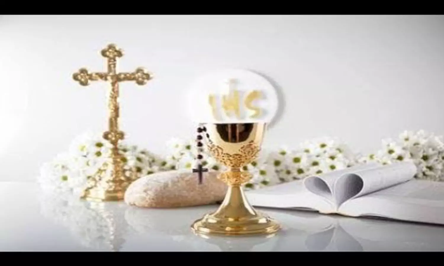 സിനഡ് കുർബാന: സർക്കുലർ കത്തിച്ചും കുപ്പയിലെറിഞ്ഞും പ്രതിഷേധം