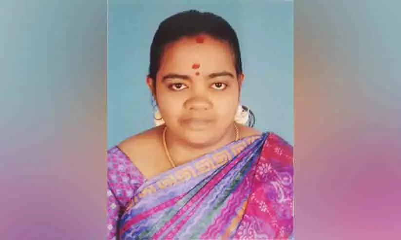 തമിഴ് യുവതിയുടെ അവയവങ്ങൾ പുതുജീവിതം നൽകിയത് ആറുപേർക്ക് തമിഴ് യുവതിയുടെ അവയവങ്ങൾ പുതുജീവിതം നൽകിയത് ആറുപേർക്ക്