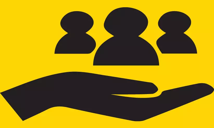 പെട്ടി ഓട്ടോ അഭയമാക്കിയ കുട്ടികളെ സർക്കാർ സംരക്ഷിക്കും പെട്ടി ഓട്ടോ അഭയമാക്കിയ കുട്ടികളെ സർക്കാർ സംരക്ഷിക്കും