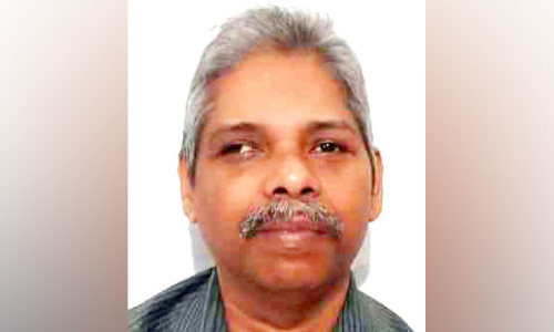 സഹോദരങ്ങൾ അർബുദചികിത്സക്ക് സഹായംതേടുന്നു