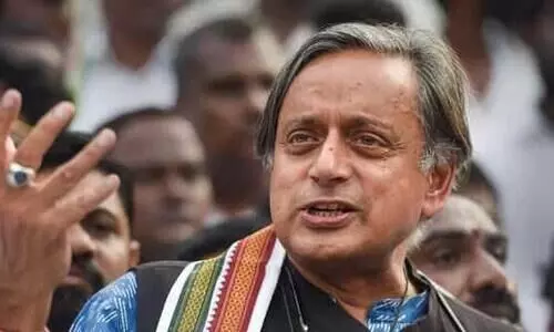 shashi tharoor 09767856