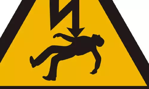 നബിദിനാഘോഷം കഴിഞ്ഞ് മടങ്ങവെ വൈദ്യുതാഘാതമേറ്റ് അ‍ഞ്ച് കുട്ടികളടക്കം ആറ് പേർക്ക് ദാരുണാന്ത്യം