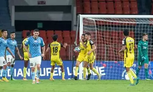 ഐ.എസ്.എല്ലിൽ ഗോൾപൂരം; കരുത്തരുടെ അങ്കത്തിൽ സമനില