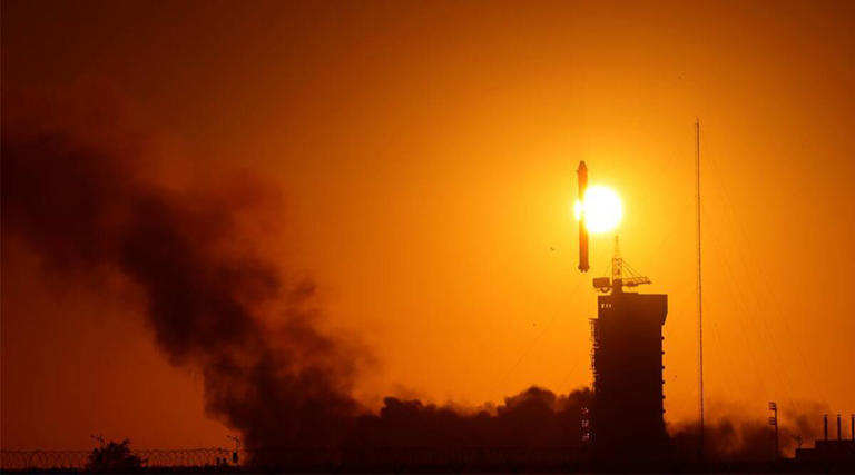 സൂര്യന്റെ രഹസ്യങ്ങൾ തേടി ചൈനീസ് ഉപഗ്രഹം വിക്ഷേപിച്ചു