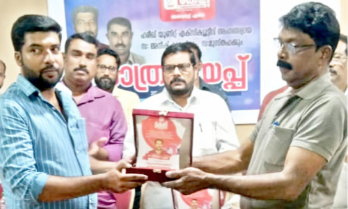 അനീഷ് കുമാറിന് കേളി യാത്രയയപ്പ്