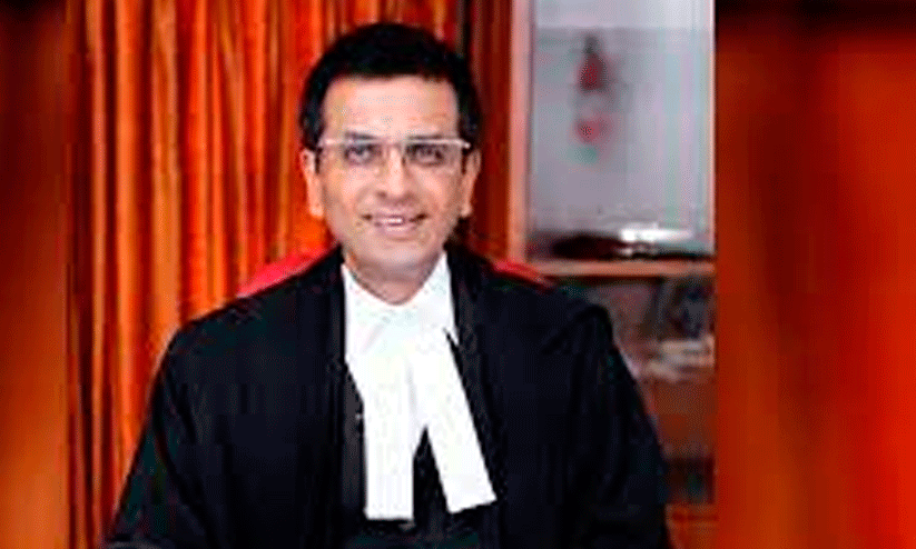 ഇന്ത്യയുടെ 50-മത്  ചീഫ് ജസ്റ്റിസ് ആയി ഡി.വൈ ചന്ദ്രചൂഢിനെ നിയമിക്കാൻ ശിപാർശ