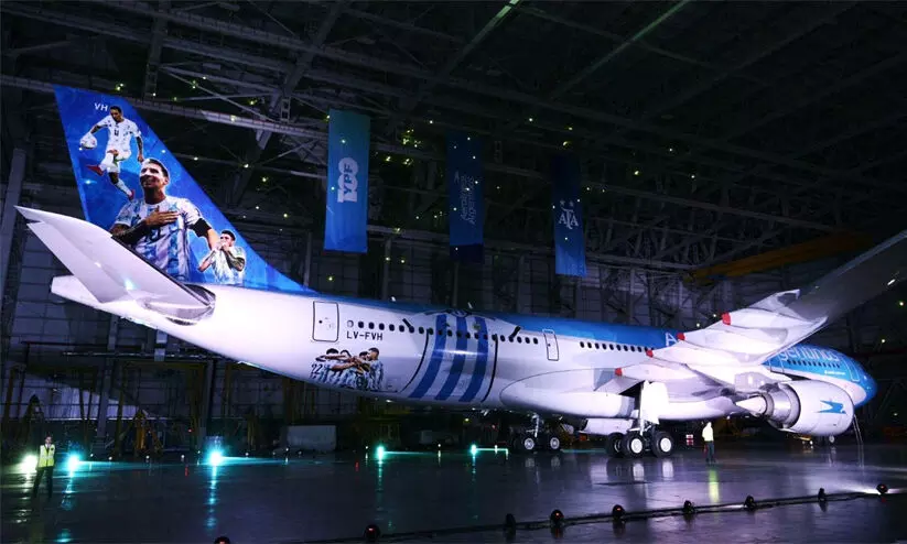 messi team flight messi team flight