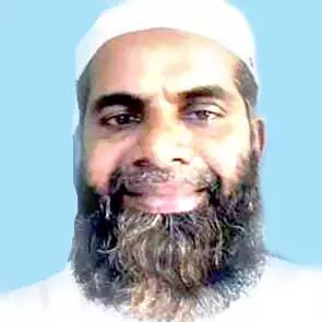 അ​ഡ്വ. ഹ​സൈ​നാ​ര്‍