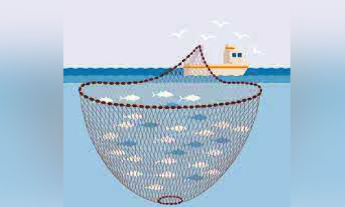 ബോട്ട് കസ്റ്റഡിയില് എടുക്കാന് ശ്രമിച്ചതിനെത്തുടർന്ന് സംഘർഷം ബോട്ട് കസ്റ്റഡിയില് എടുക്കാന് ശ്രമിച്ചതിനെത്തുടർന്ന് സംഘർഷം