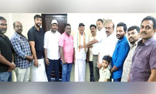 ഇ. സമീറിന് മക്ക ഒ.ഐ.സി.സി സ്വീകരണം നൽകി