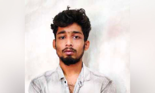 പൊ​ലീ​സ് സ്റ്റേ​ഷ​നി​ൽ അ​തി​ക്ര​മം: യു​വാ​വ് അ​റ​സ്റ്റി​ൽ