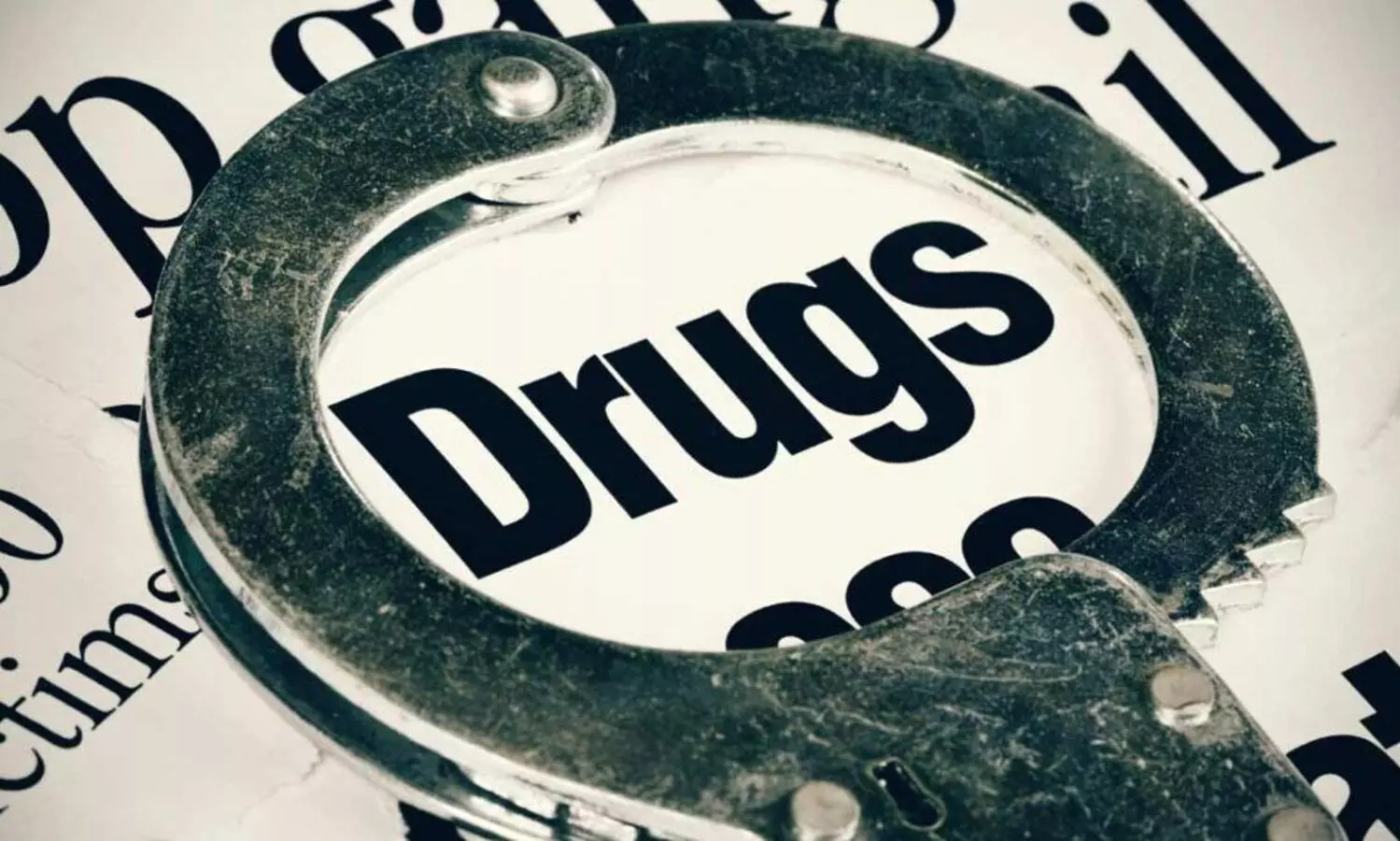 ലഹരിയുമായി മൂന്ന് ഏഷ്യക്കാർ പിടിയിൽ